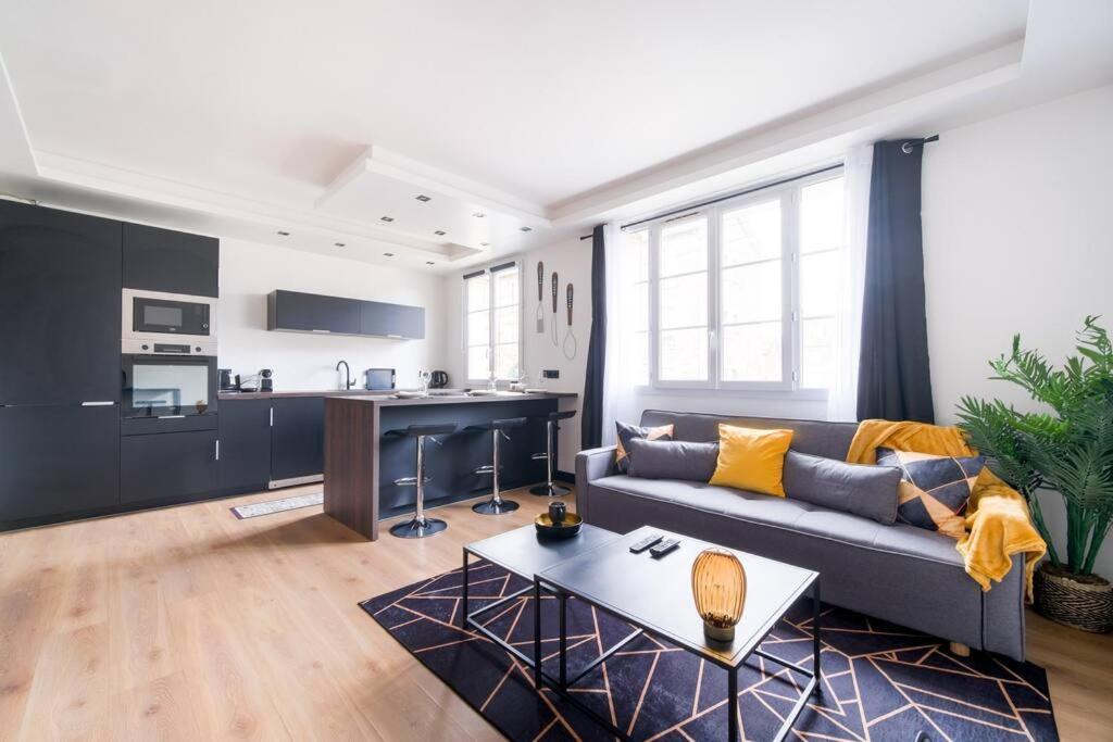 Apartamento Le Black & White - 10 Min Orly, 3 Min Gare Juvisy Athis-Mons Exterior foto